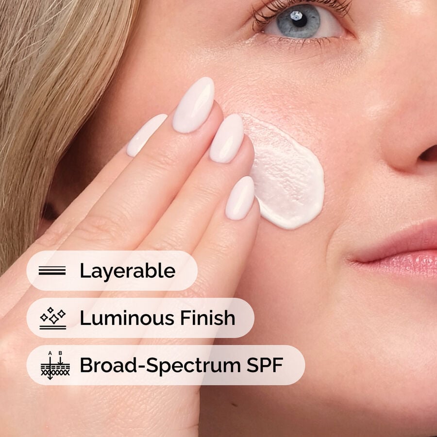 uv-filters-spf-45-serum-d6 uv-filters-spf-45-serum-model-application-with-benefits.jpg